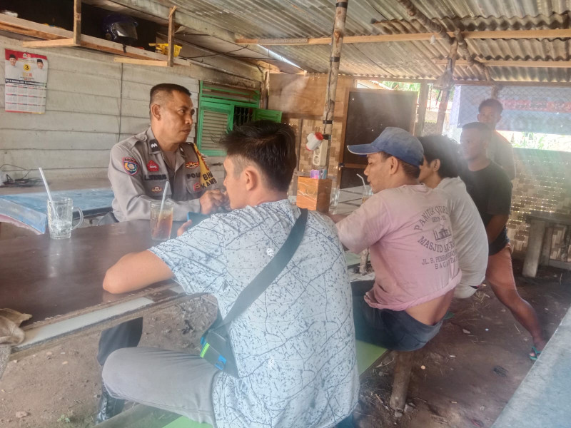 Himbau Masyarakat Sukseskan Pilkada 2024, Polsek Bagan Sinembah Gelar Cooling System di Simpang Pujud