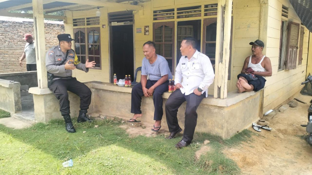 Sambangi Kantor PPK Kecamatan Bagan Sinembah, Polsek Bagan Sinembah Gelar Cooling System