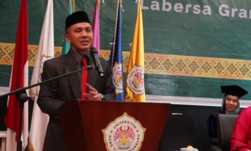 Sarjana Universitas Hang Tuah Pekanbaru yang Diwisuda Diharapkan Jadi Pelopor Pembangunan