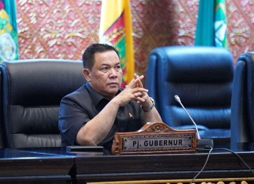Dihadapan Anggota Fraksi, Pj Gubri Sebut Pemprov Riau Fokus Perbaikan Infrastruktur