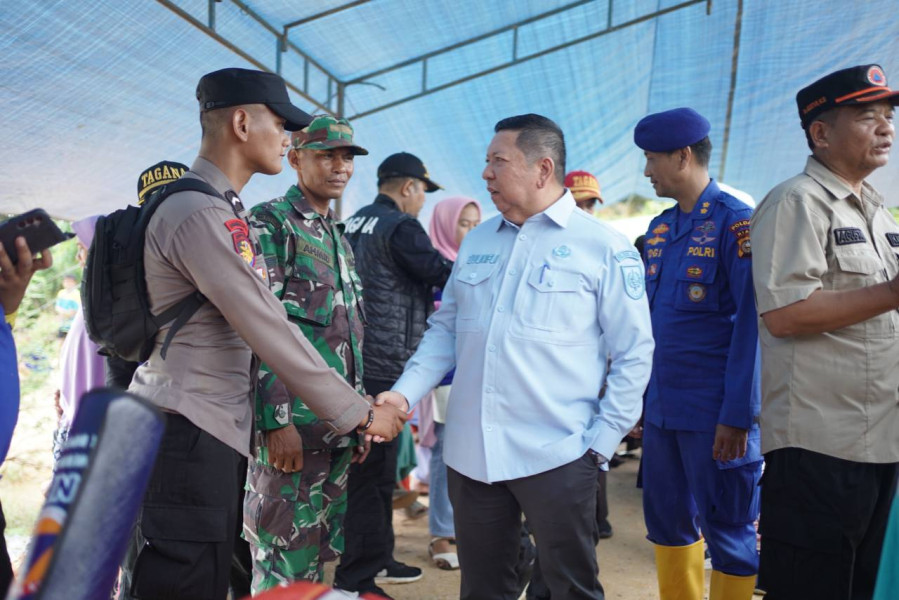 Banjir Merendam Gunung Sahilan: Kisah Kehidupan di Tengah Derasnya Air