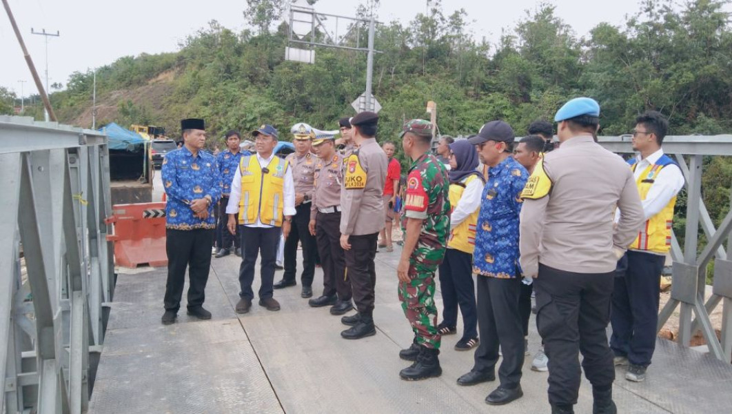 Tinjau Langsung Longsor di Tanjung Alai-Kampar,Ini yang Disampaikan Kapolda Riau
