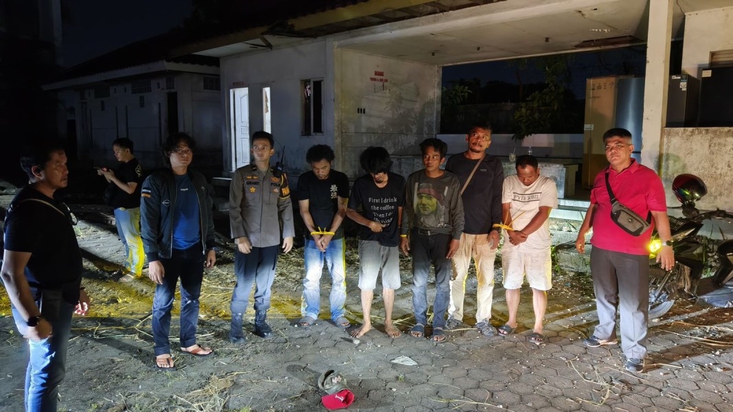 Info Masyarakat Lewat Layanan 110, Polda Riau Ungkap  Aktivitas Pesta Narkotika di Pekanbaru