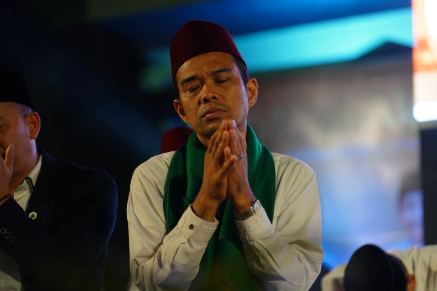 Tuan Guru UAS Ajak Masyarakat Hargai Perbedaan dan Perkuat Persatuan di Provinsi Riau