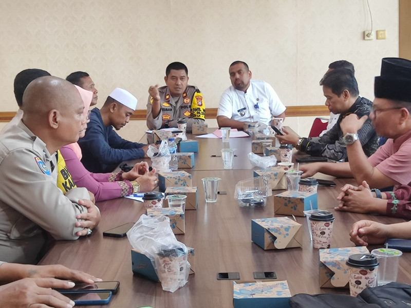 Kapolsek Payung Sekaki Gelar Rapat Koordinasi Menindaklanjuti Program 100 Hari Kerja Presiden RI