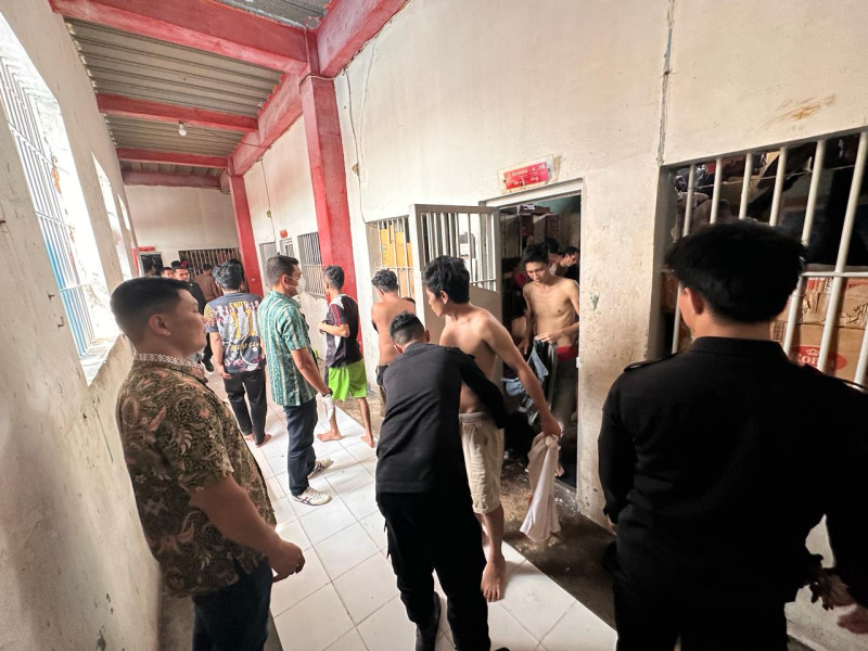 Kamar Hunian di Lapas Pekanbaru Digeledah