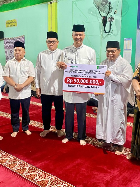 Safari Ramadan di Ujung Batu, BRK Syariah Salurkan Program CSR Untuk 2 Masjid