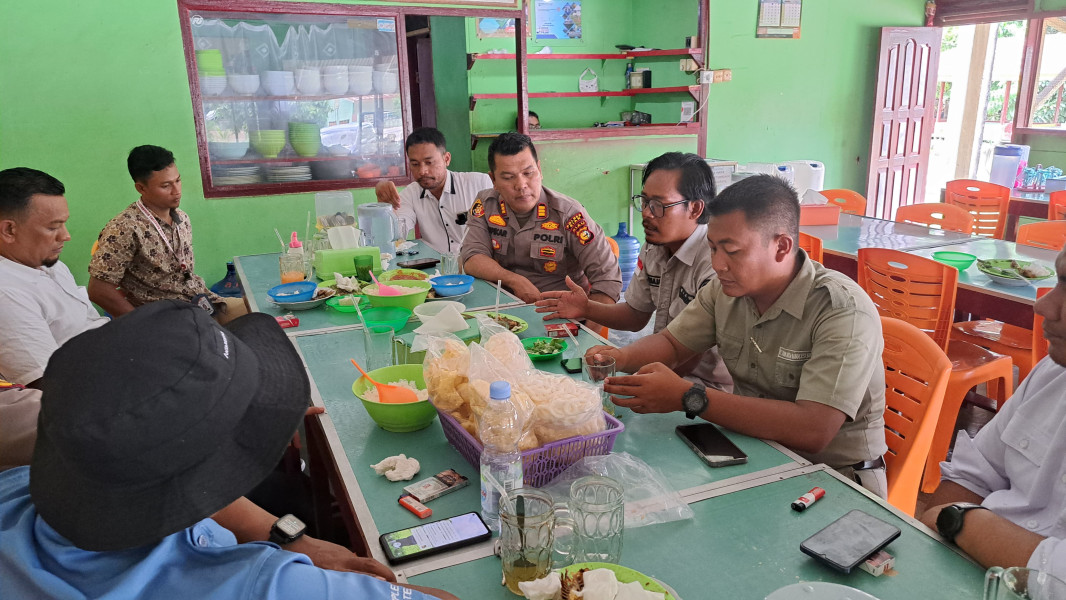Kapolsek Bungaraya AKP Aspikar Ajak Warga Bersama Menjaga Kaamanan Pasca Pilkada Serentak