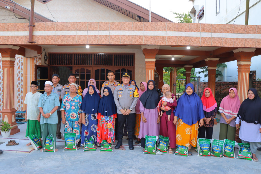 Kapolres Rohil Cooling System Silahturahmi Bersama Tokoh Masyarakat Desa Ujungtanjung
