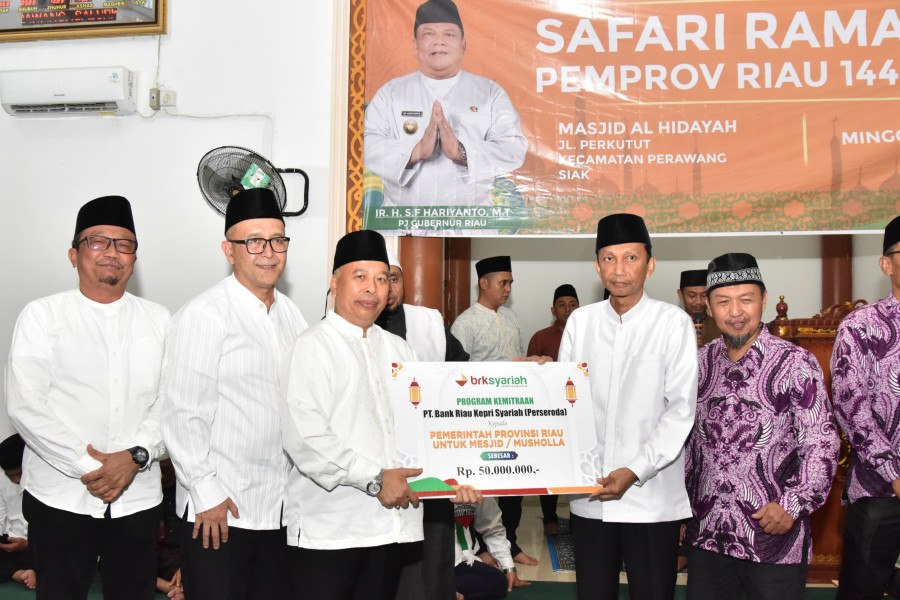 Safari Ramadan Di Kabupaten Siak, CSR BRK Syariah Bawa Berkah Untuk Masjid Al Hidayah