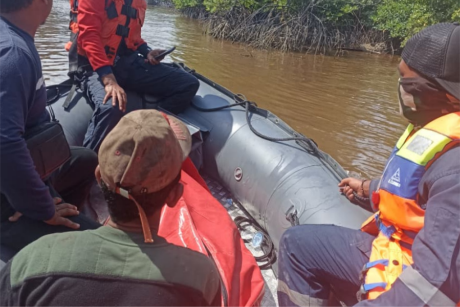 Tim SAR Gabungan Temukan Korban Tenggelam di Sungai Bengkalis Setelah Berjam-jam Pencarian