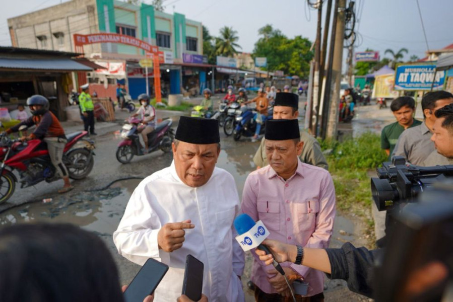 Pj Gubri SF Hariyanto Tinjau Jalan Suka Karya