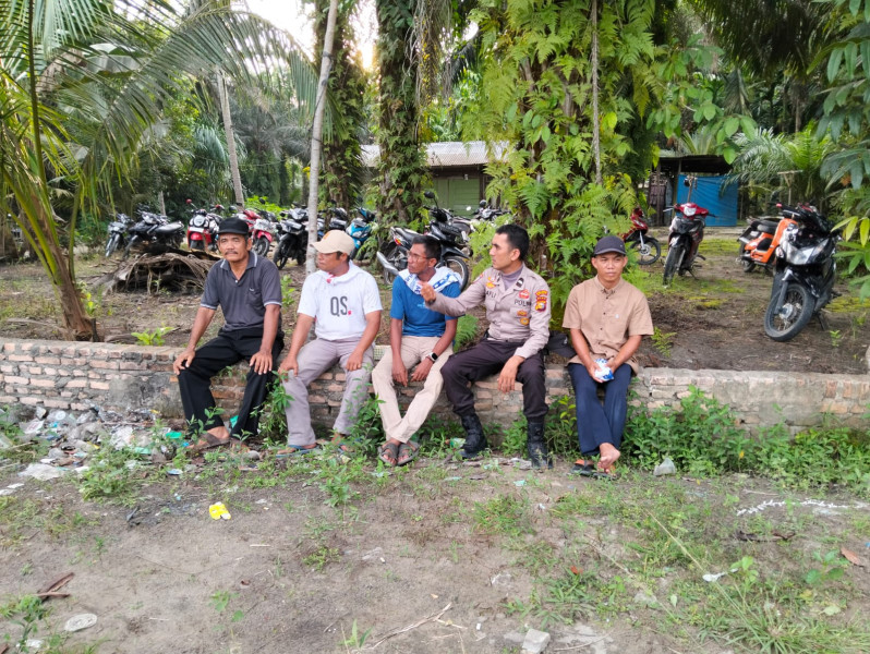 Giat Cooling System Bhabinkamtibmas Polsek Siak Upaya Mendinginkan Suasana di Tengah Masyarakat