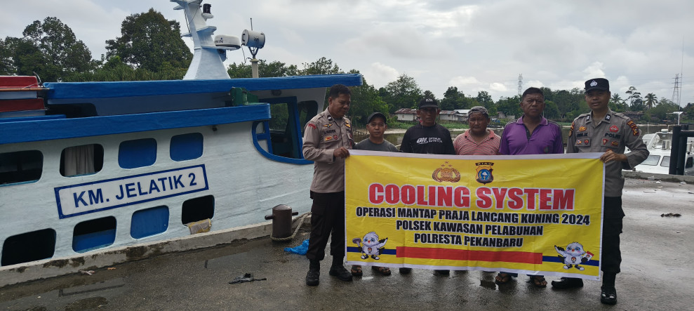 Polsek Kawasan Pelabuhan Pekanbaru Imbau ABK dan Masyarakat Tidak Golput di Pilkada 2024