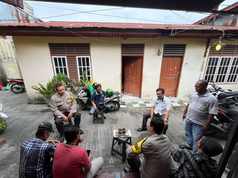 Polsek Senapelan Gelar Cooling System, Ajak Warga Kampung Dalam Ciptakan Pemilukada 2024 yang Kondusif
