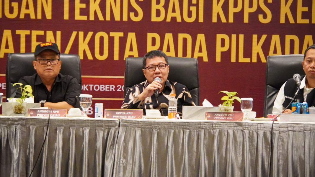 KPU Riau Gelar Training of Trainer (ToT) Fasilitator Bimbingan Teknis Bagi KPPS Pemilihan Gubernur dan Wakil Gubernur Riau 2024