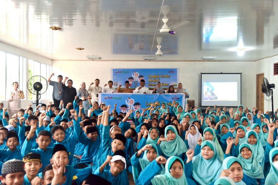 Wujudkan Generasi Emas, BRK Syariah Hadirkan Program KEJAR untuk Pelajar di Bengkalis