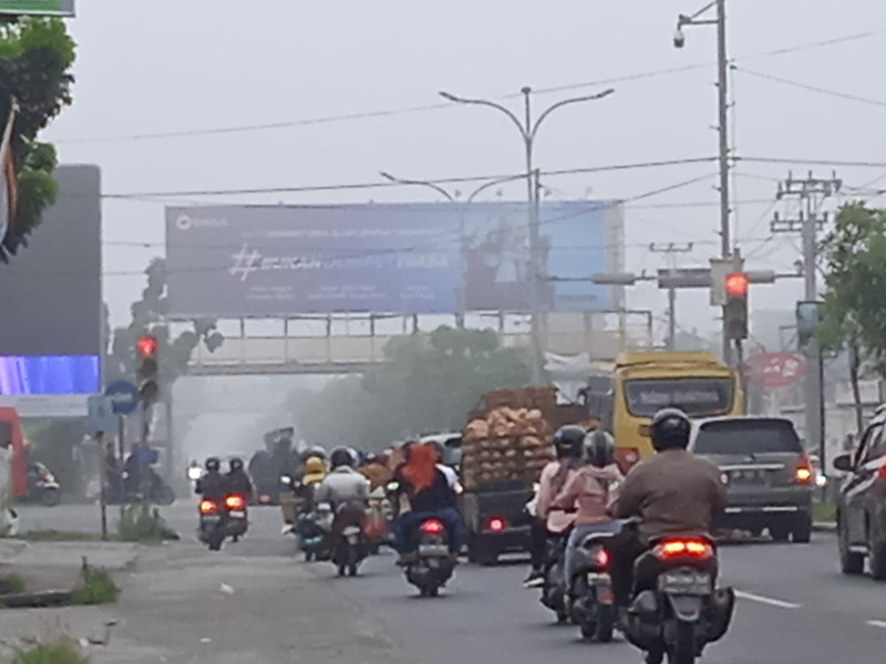 Kota Pekanbaru Mulai Dikepung Kabut Asap