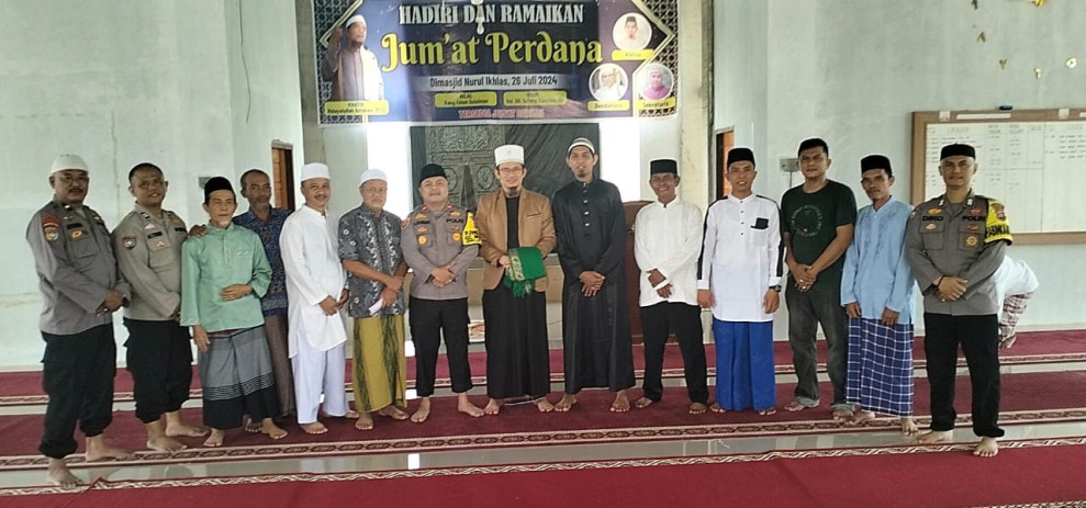 Ciptakan Pilkada Damai 2024, Kapolsek Binawidya Jalin Silaturahmi dengan Tokoh Agama dan Masyarakat di Kelurahan Binawidya