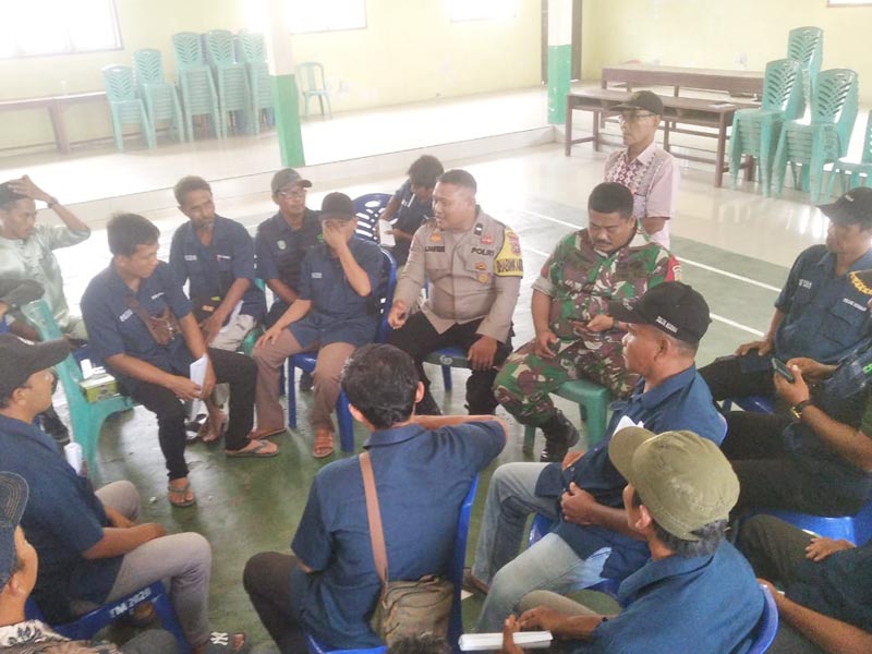 Sinergitas Bhabinkamtibmas dan Bhabinsa  Laksanakan Cooling System Kemasyarakat Siak