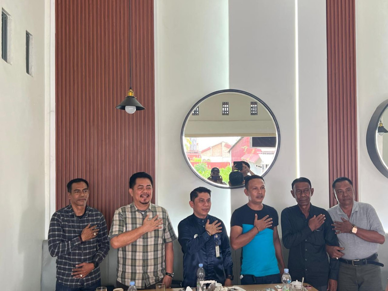 Wujudkan Pilkada Damai 2024, intelkam Polda Riau Cooling System Cipta Kondisi Bersama Ketua Pemuda 7 Suku