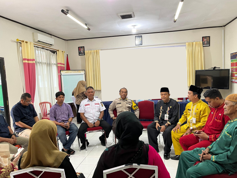 Demi Wujudkan Pilkada Damai 2024, Polsek Senapelan Gelar Cooling System Bersama RT, RW, dan Lurah se-Kecamatan Senapelan