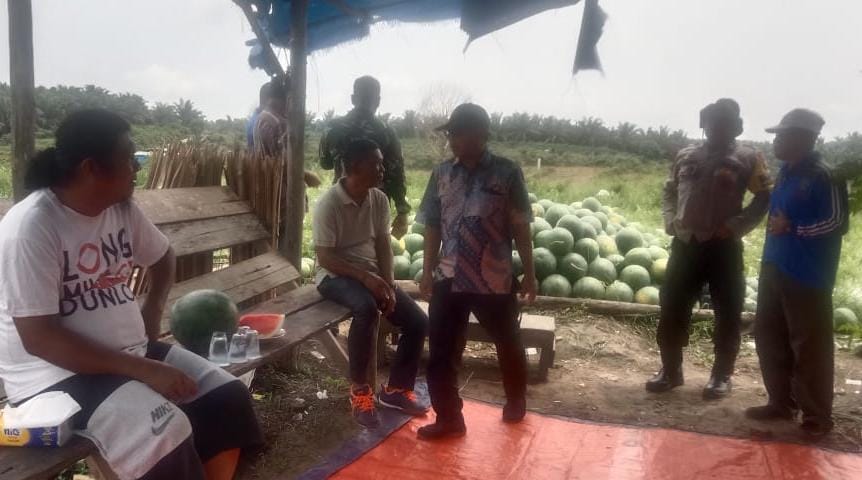 Gelar Sambang dan Himbauan Kamtibmas Bripka Adiyanto Ajak Jaga Kamtibmas Selama Pilkada