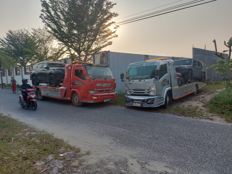 Polisi Serahkan Tersangka Dan Barang Bukti Kasus Pencucian Uang  Ke Kejaksaan Tinggi.