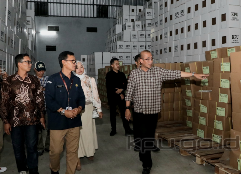 Surat Suara di Sejumlah Kabupaten dan Kota di Riau Mulai Dilipat