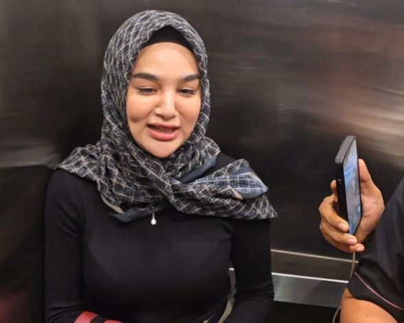 Dirkrimsus Polda Riau Kombes Pol Nasriadi : Saat di Periksa Polisi, Artis Hana Hanifah Akui Terima 900Juta