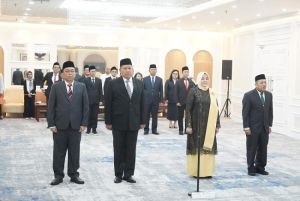 Dr Muliardi Dilantik Sebagai Kepala Kanwil Kemenag Riau