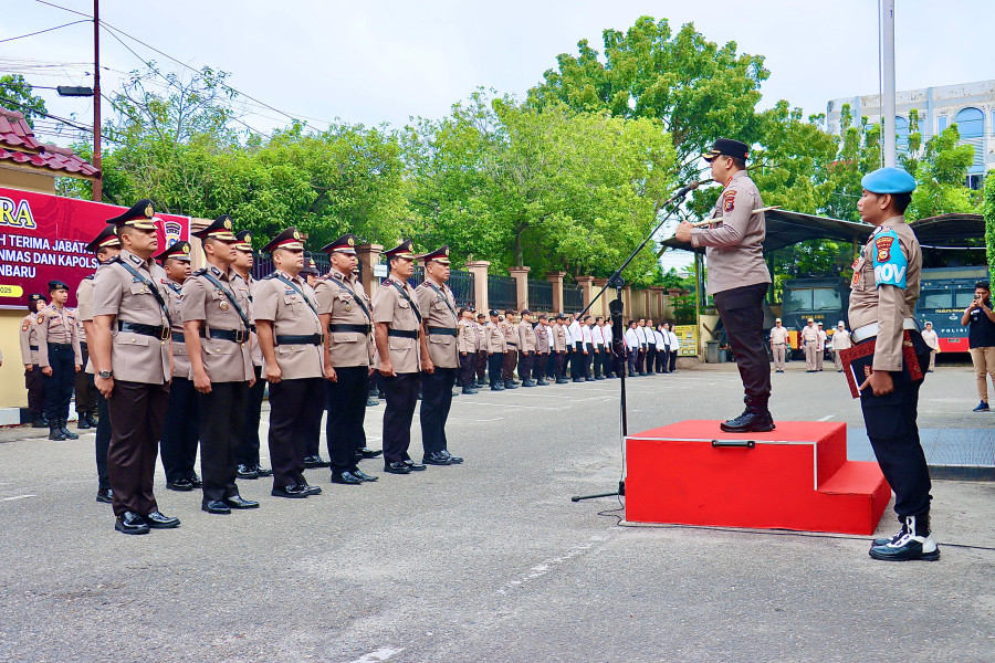 Sertijab 5 PJU Polresta Pekanbaru. Kombes Jeki,