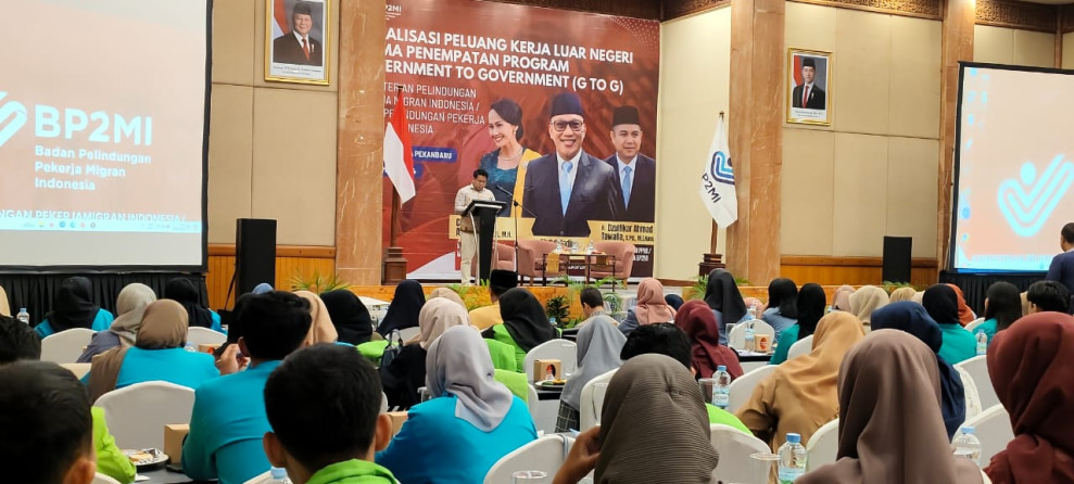 Kunjungan ke Riau, Wamen PPMI Christina Bahas Jalur Prosedural dan Keselamatan Pekerja Migran Luar Negeri