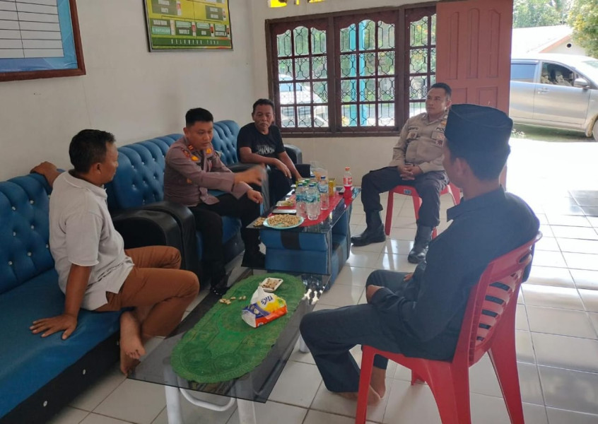 Kapolsek Koto Gasib Terus Sambangi Warga Disetiap Kesempatan Sampaikan Pesan Pilkada Damai