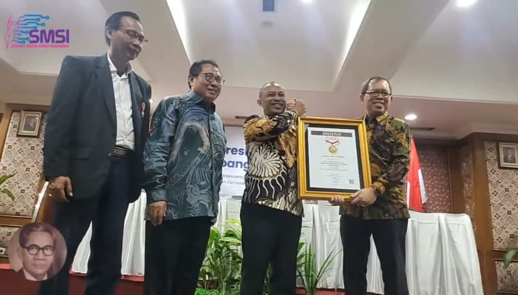 Bagus Santoso dan Afni Z Terima Anugerah Sahabat Pers dari SMSI Pusat