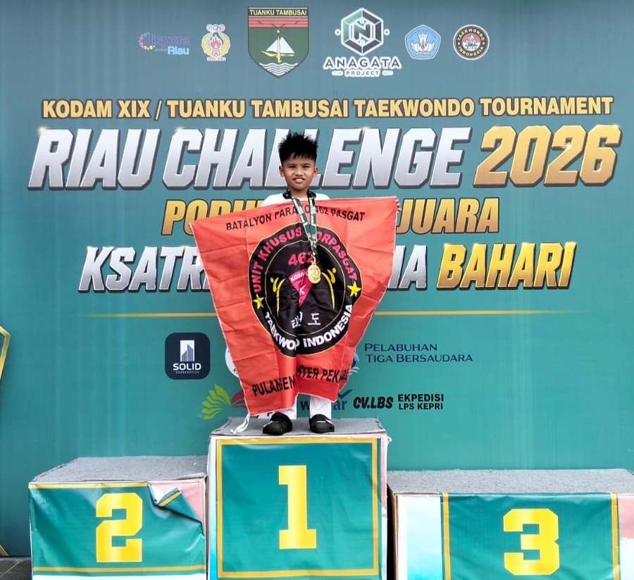 Raih Emas di Kejuaraan RNTC 2026, Putra Prajurit Batalyon Parako 462 Pasgat Harumkan Nama Riau