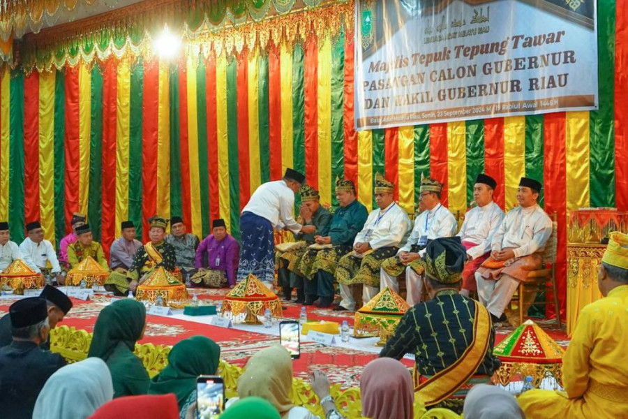Tepuk Tepung Tawar 3 Paslon Gubernur dan Wakil Gubernur