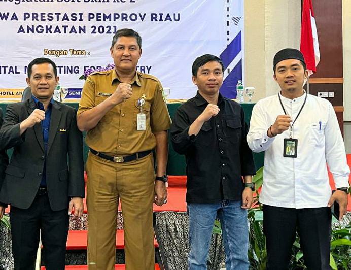 Unilak dan Pemprov Riau Gelar Pelatihan Digital Marketing untuk Mahasiswa Beasiswa Prestasi