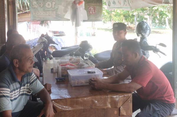 Cooling System,Bhabinkamtibmas Kampung tengah: Hormati Pilihan Politik Orang Lain