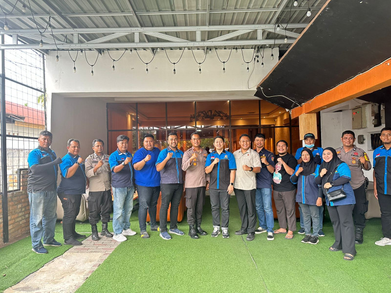 Polsek Limapuluh dan Ditkrimum Polda Riau Gelar Cooling System Bersama Anggota Karang Taruna
