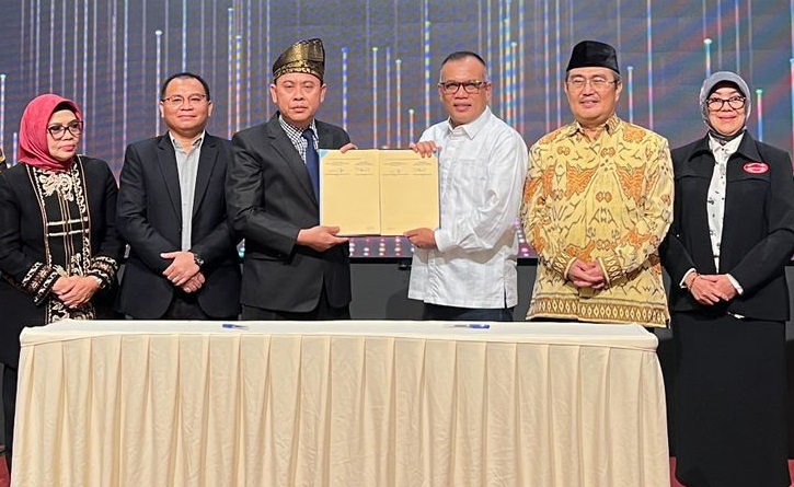 Rektor Unilak Prof Junaidi Jalin Kerja Sama Dengan Mantan Ketua MK Prof. Dr. Jimly Asshiddiqie