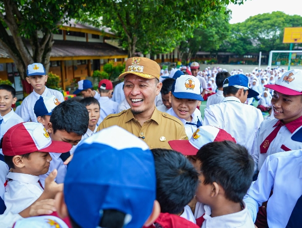Kualitas Udara Membaik, Siswa PAUD hingga SMP Pekanbaru Kembali ke Sekolah