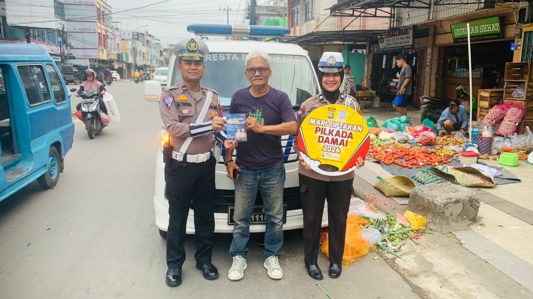 Ciptakan Pilkada Damai 2024, Satlantas Polresta Pekanbaru Gelar Cooling System