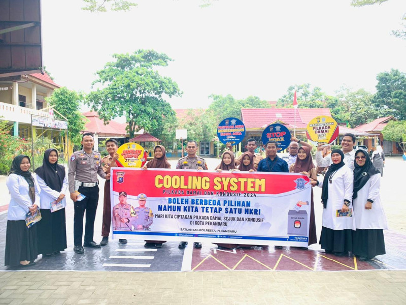 Kunjungi SMPN 34 Pekanbaru, Satlantas Polresta Pekanbaru Beri Imbauan Pada Guru dan Siswa