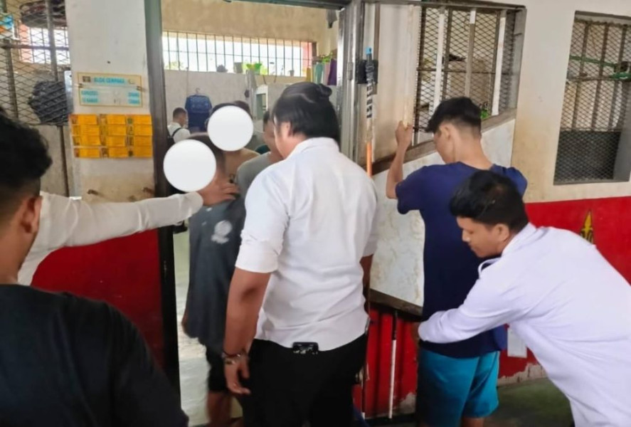 Petugas Lapas Narkotika Rumbai Lakukan Penggeledahan Mendadak