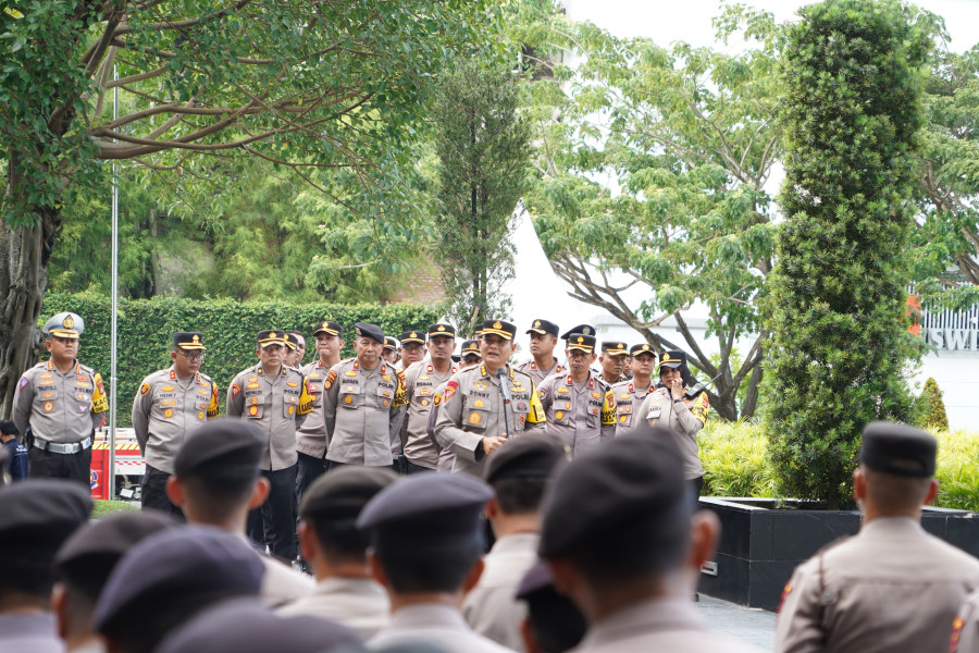 645 Personel Gabungan Polda Riau Sukses Amankan Kampanye Terbuka Debat Publik Pilkada 2024 di SKA Co-Ex