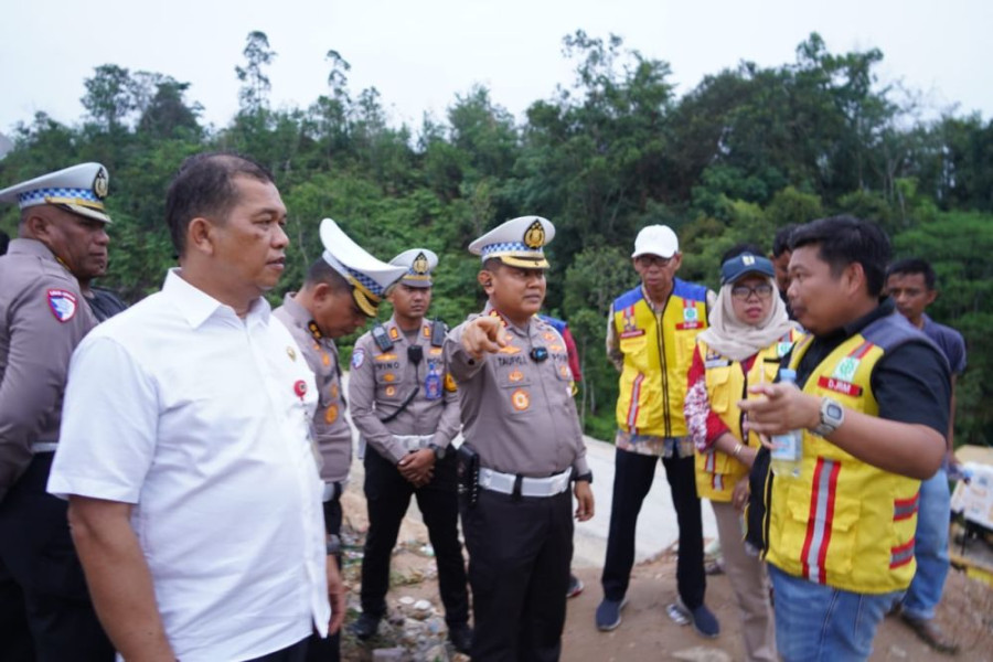 Jalur Sumbar Via Tanjung Alai Ditutup Total