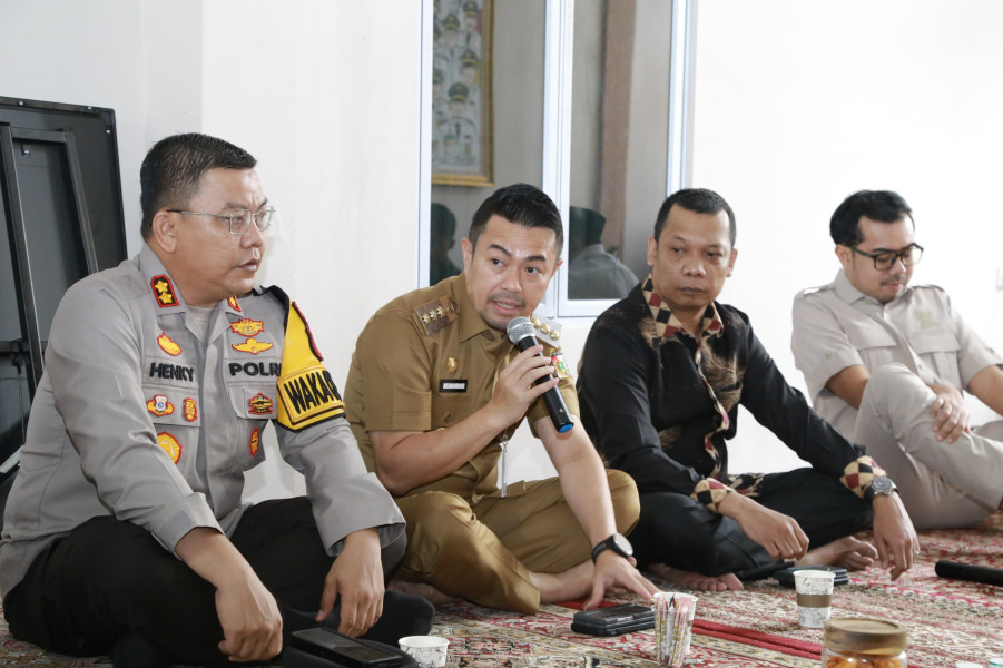 Polresta Pekanbaru bersama Forkopimda Kota Pekanbaru  Silaturahmi Ke Seluruh Bapaslon Walikota-Wakil Walikota