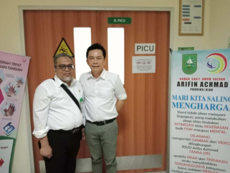Dua Dokter RSUD Arifin Achmad Temukan Metode Inovatif Tangani Tumor Hemangioma Tanpa Operasi