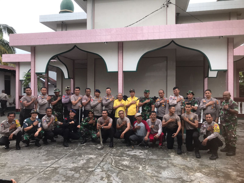 Sinergi Dengan Masyarakat, Polsek Sukajadi Bersama TNI Gelar Cooling System